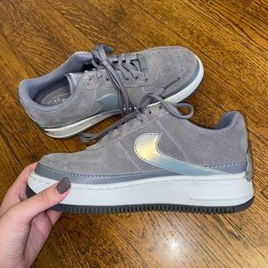 •Nike Air Force 1 Jester in Gunsmoke •Barely worn